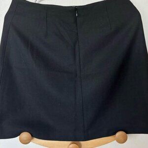 Aritzia classic skirt 8